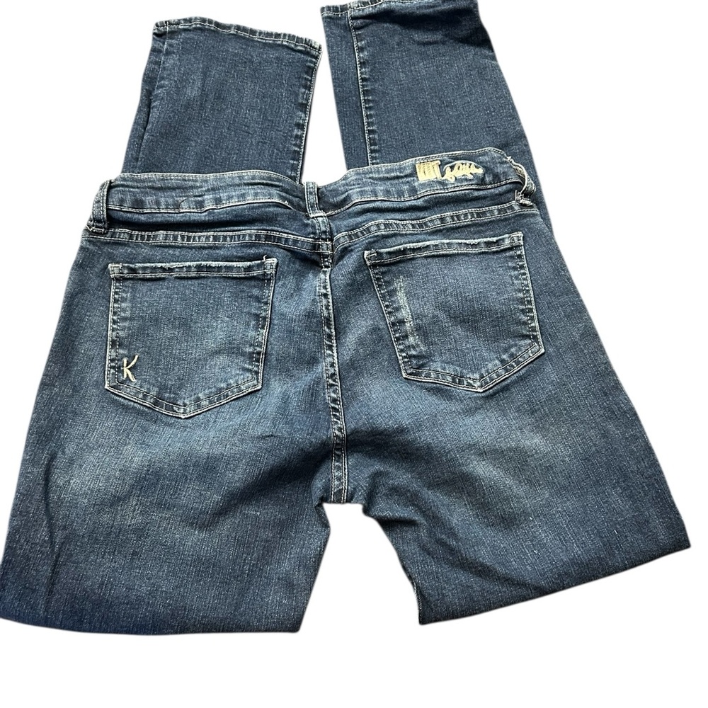 Kut from the Kloth Distressed Stretch Medium Wash Jeans Size 8 EUC Straight Leg - Picture 2 of 7